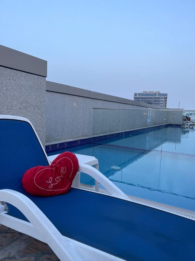 Great View, Dubai Sportcity, Parking Included, Nice Apartments Dış mekan fotoğraf