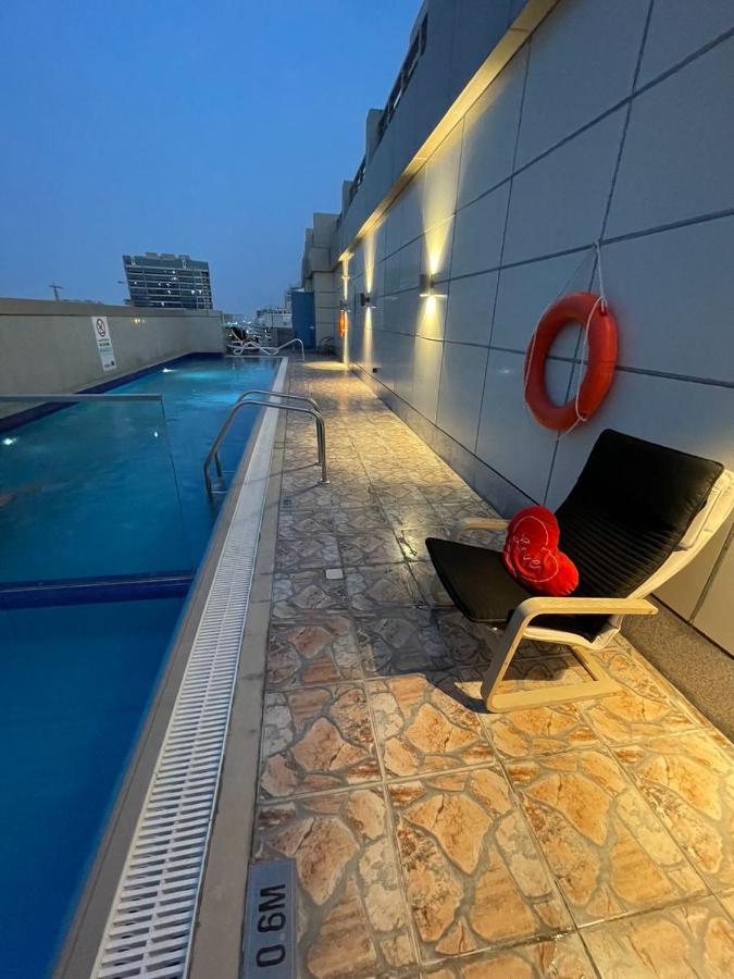 Great View, Dubai Sportcity, Parking Included, Nice Apartments Dış mekan fotoğraf