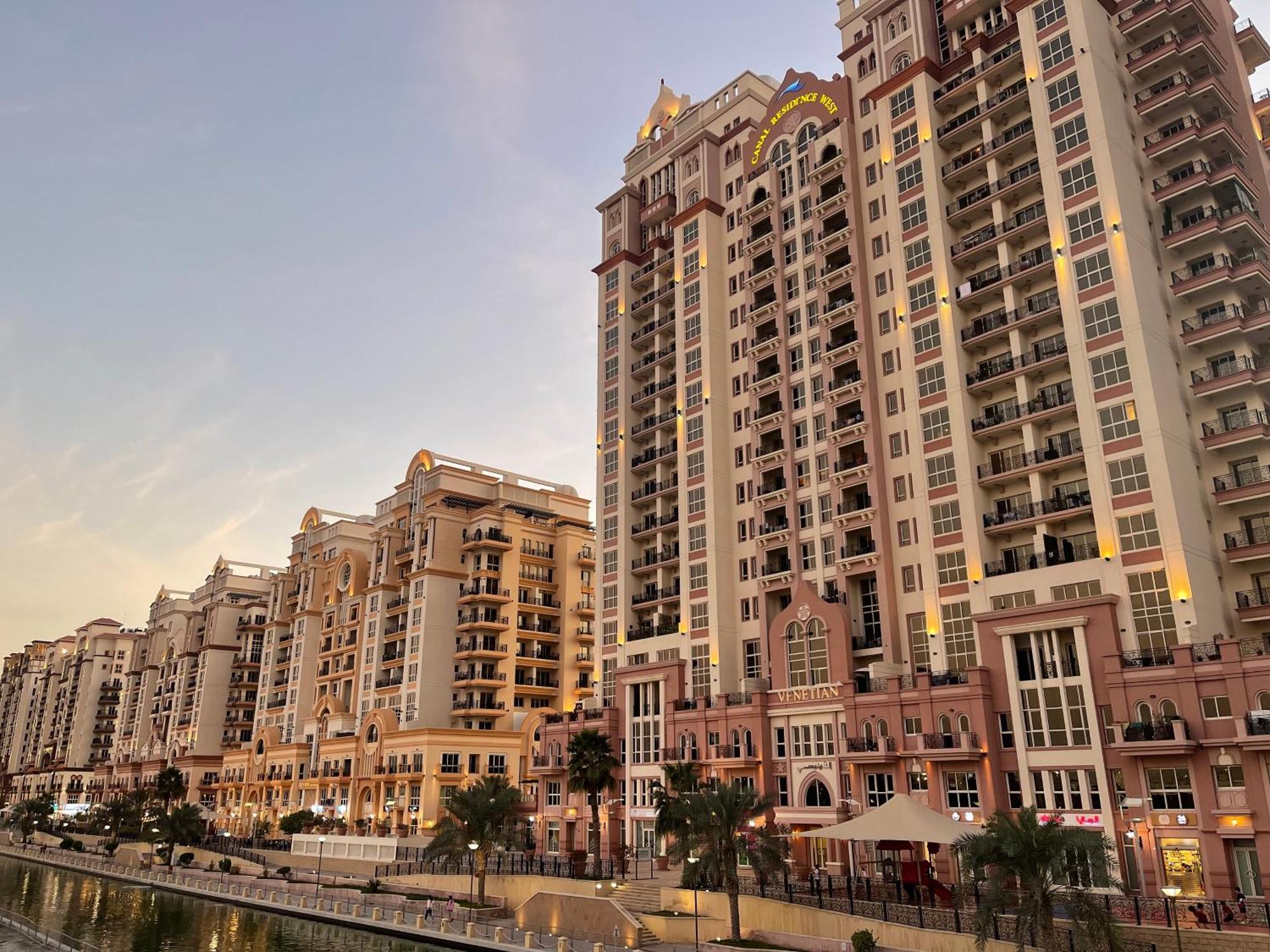 Great View, Dubai Sportcity, Parking Included, Nice Apartments Dış mekan fotoğraf